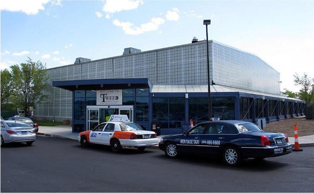 2000s & 2010s - Photograph of the Tweed New Haven Airport departures building